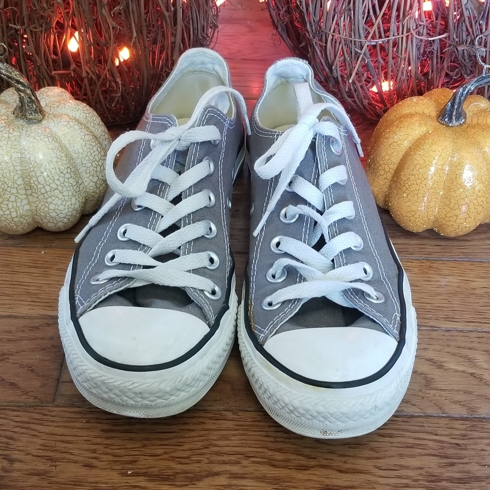 Converse Chuck Taylor Sneakers